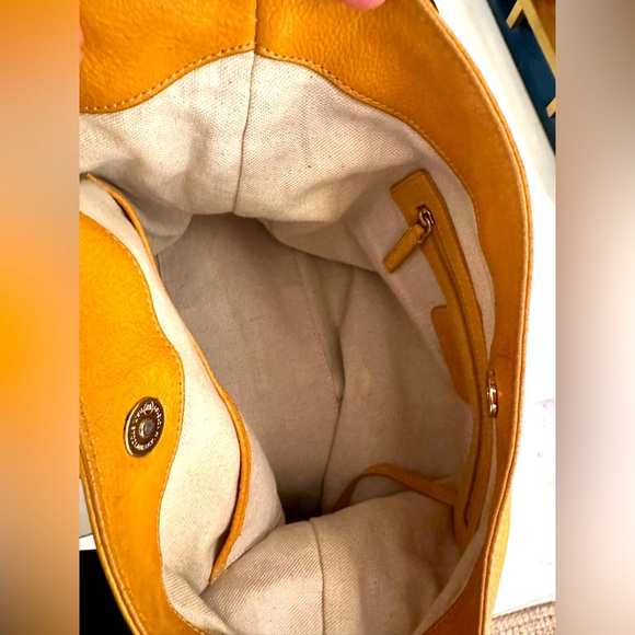 Michael Kors Shoulder Bag - Picture 10 of 12